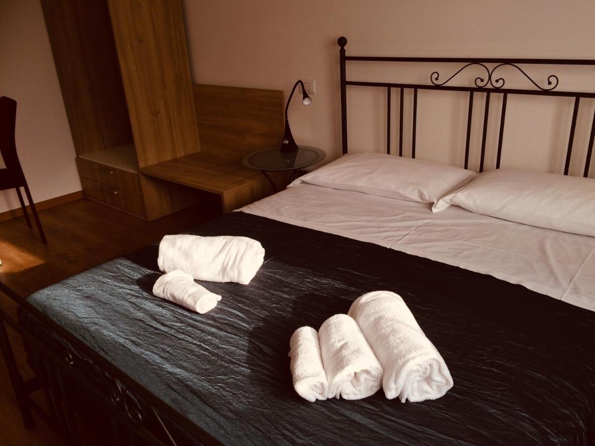 Agriturismo Al Tralcio Valeggio sul Mincio Luaran gambar