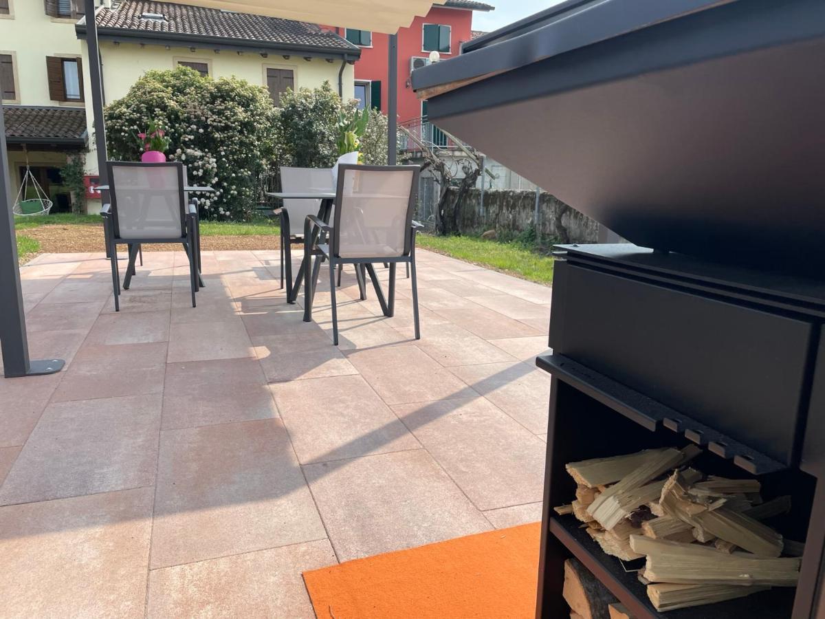 Agriturismo Al Tralcio Valeggio sul Mincio Luaran gambar