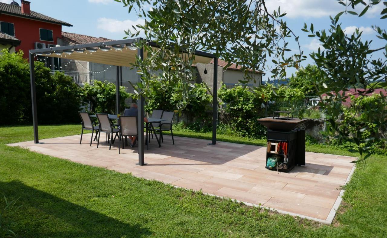 Agriturismo Al Tralcio Valeggio sul Mincio Luaran gambar
