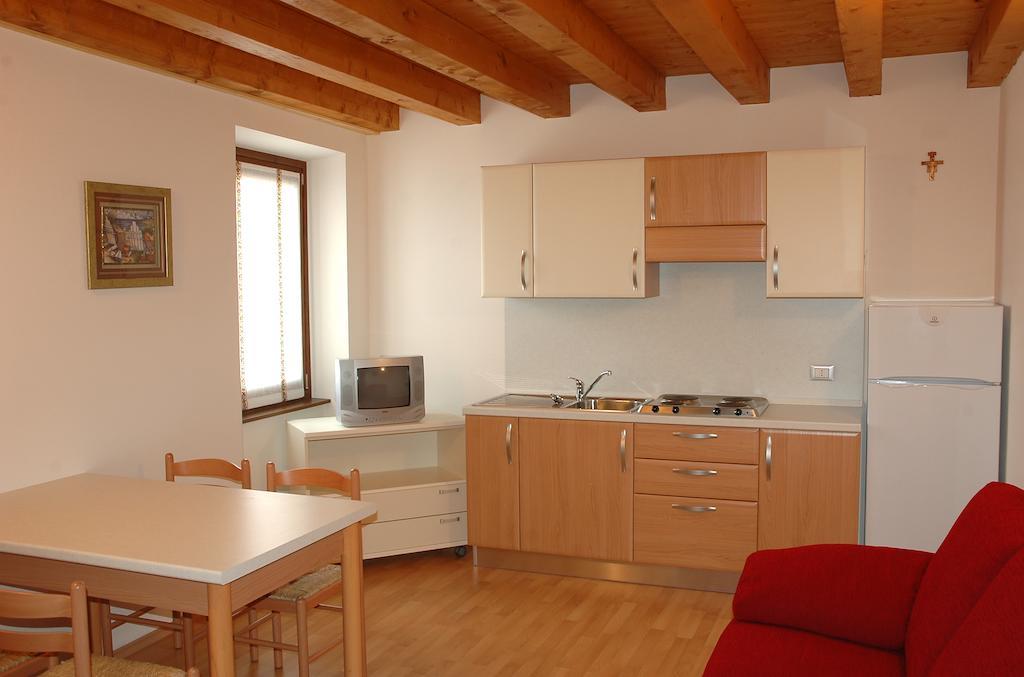 Agriturismo Al Tralcio Valeggio sul Mincio Bilik gambar