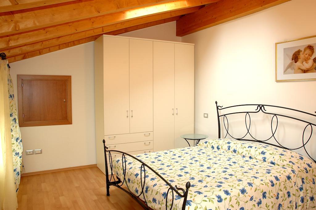 Agriturismo Al Tralcio Valeggio sul Mincio Bilik gambar