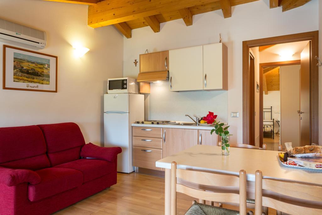 Agriturismo Al Tralcio Valeggio sul Mincio Luaran gambar